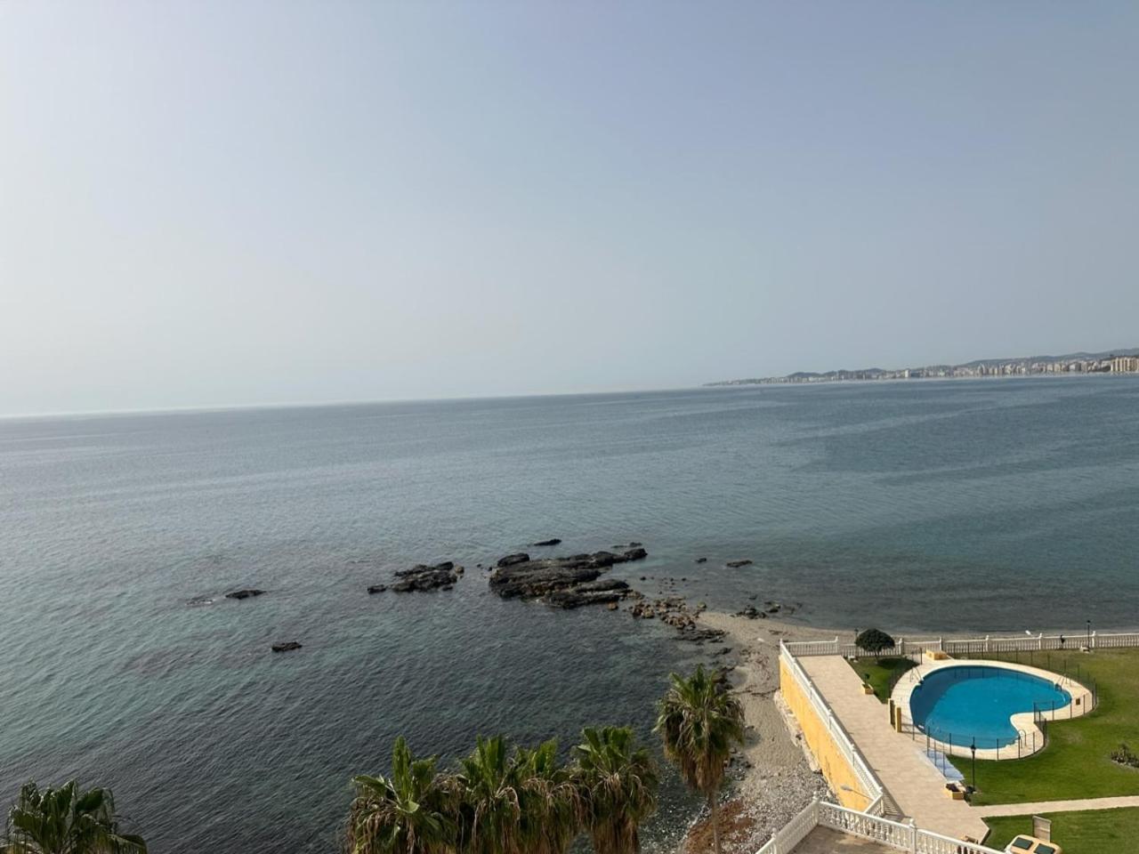 La Perla Beach 贝纳尔马德纳 外观 照片