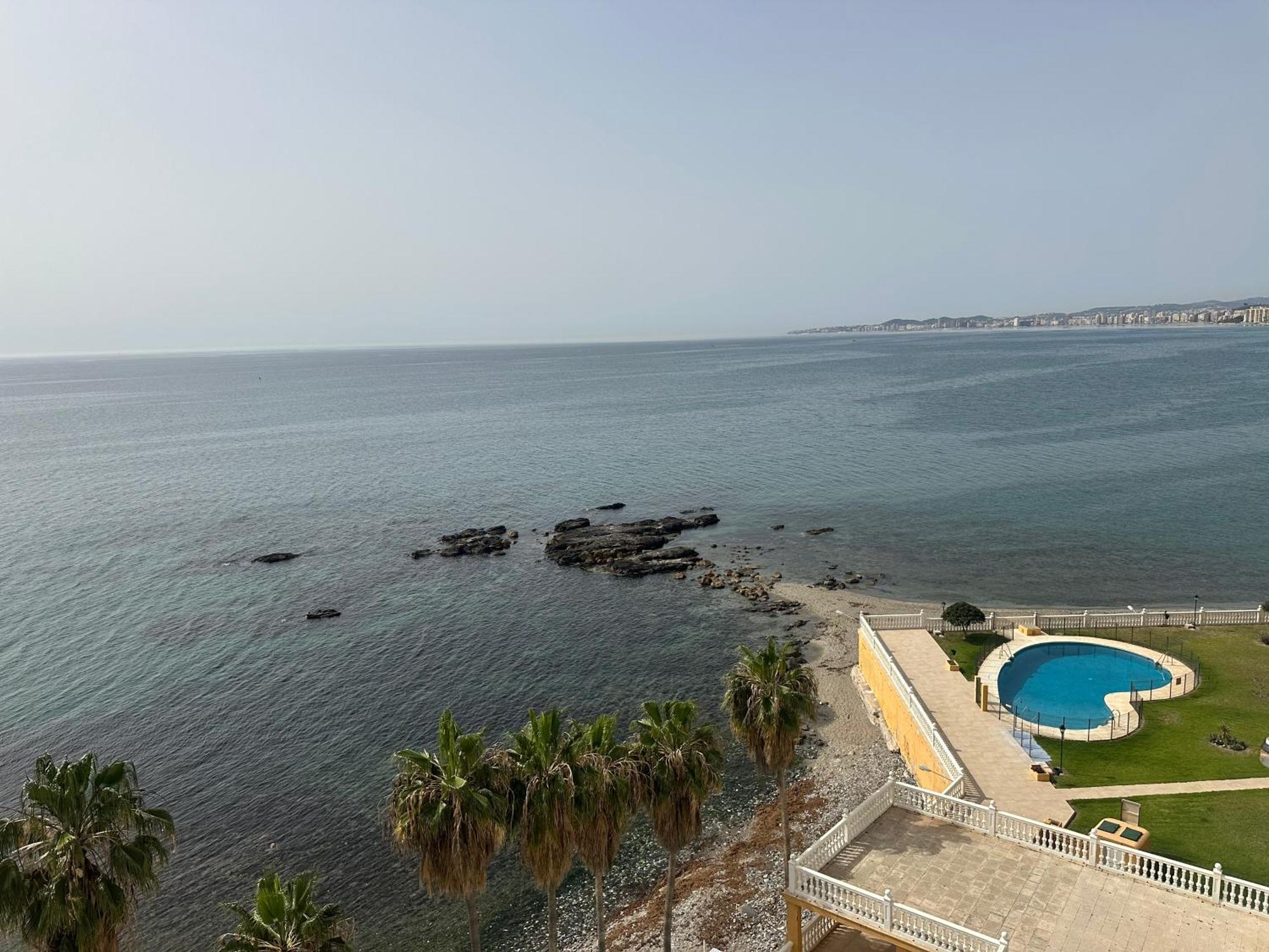 La Perla Beach 贝纳尔马德纳 外观 照片